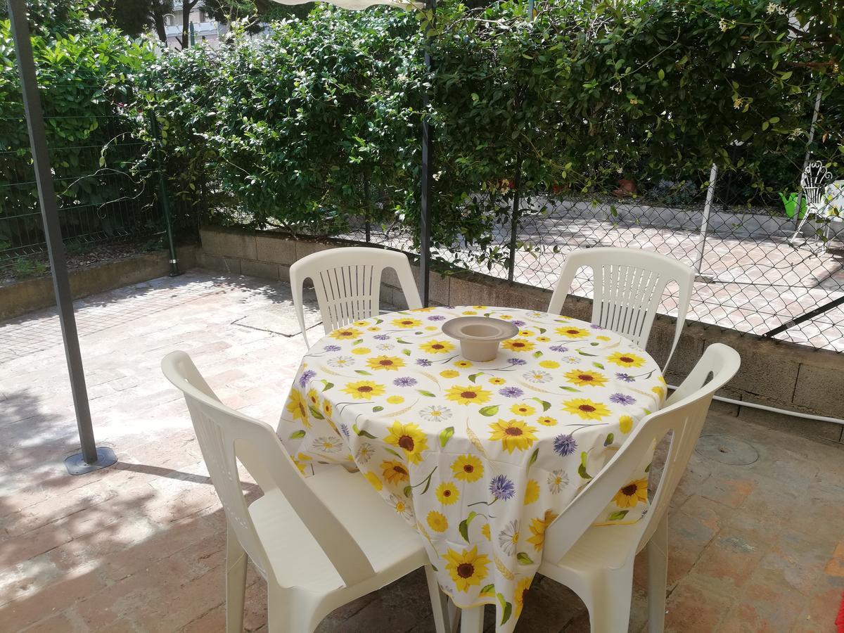 Apartamento La Piccola Oasi Con Parcheggio Florencia Exterior foto